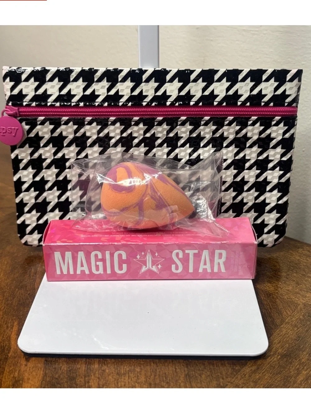 Jeffree Star Magic Star Concealer C19.5 + IPSY Bag & Beauty Sponge Bundle